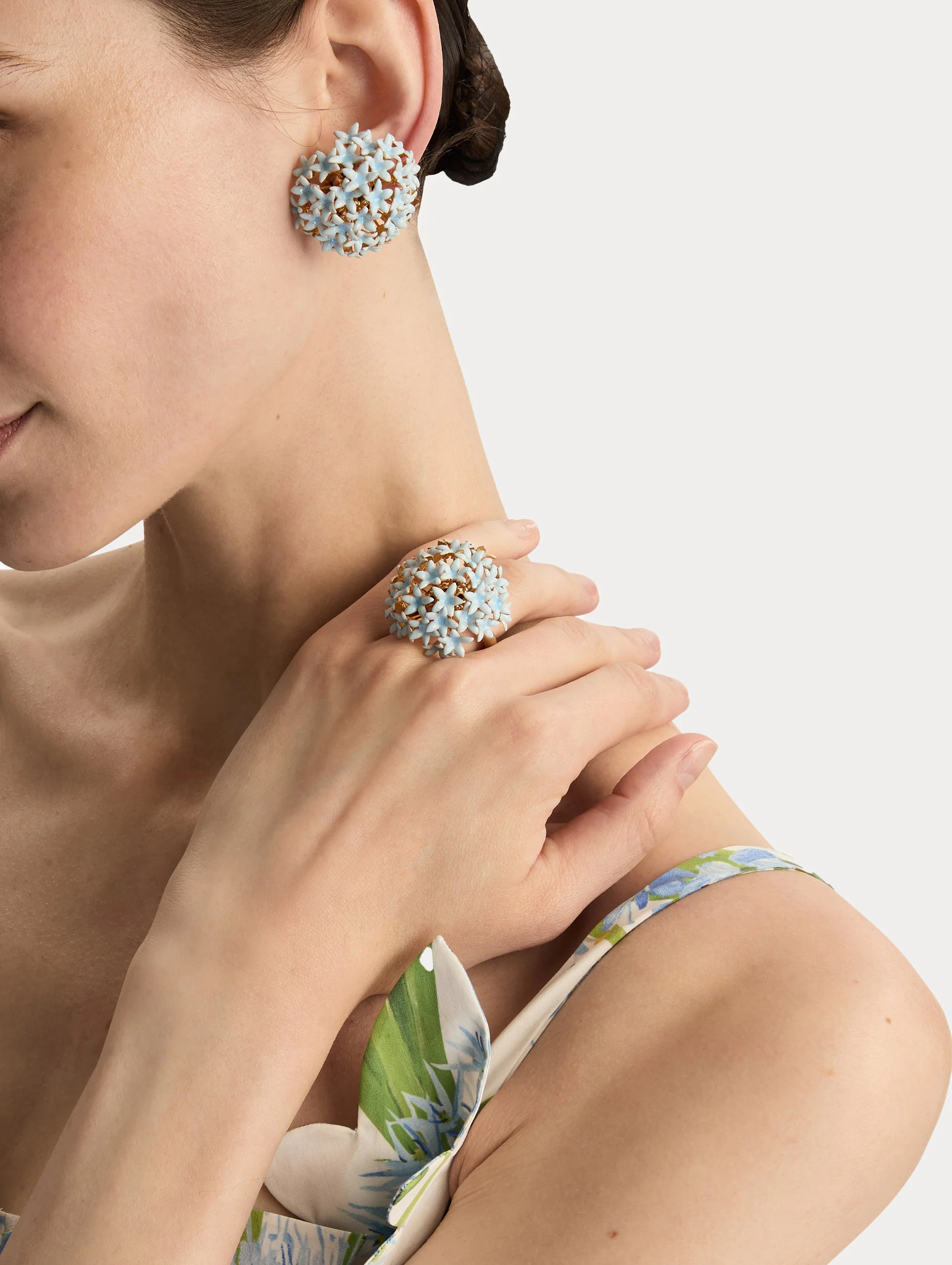 Allium Pompom Ring - Image 2