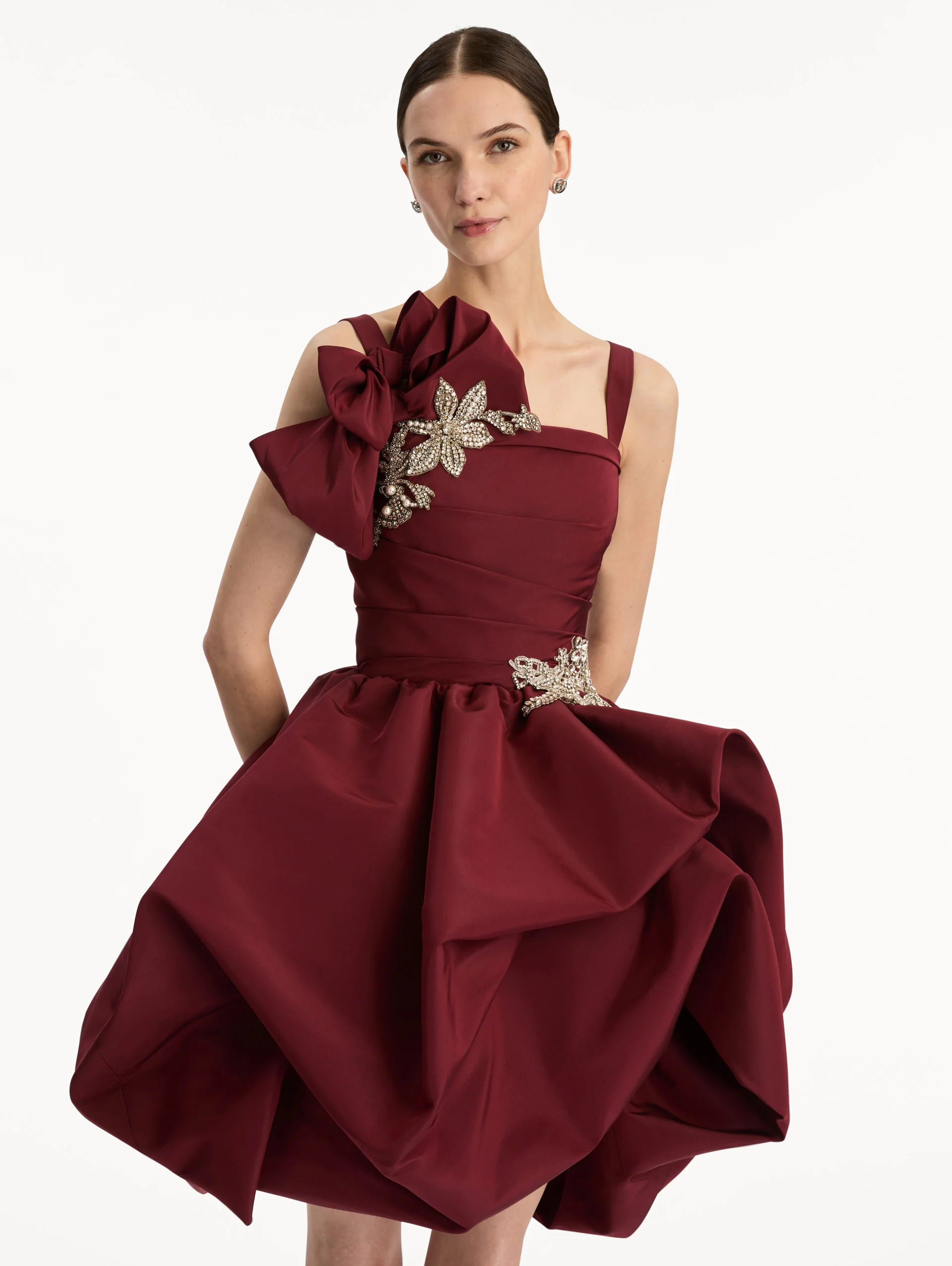 Brooch Embroidered Cocktail Sleeveless Dress - Image 5