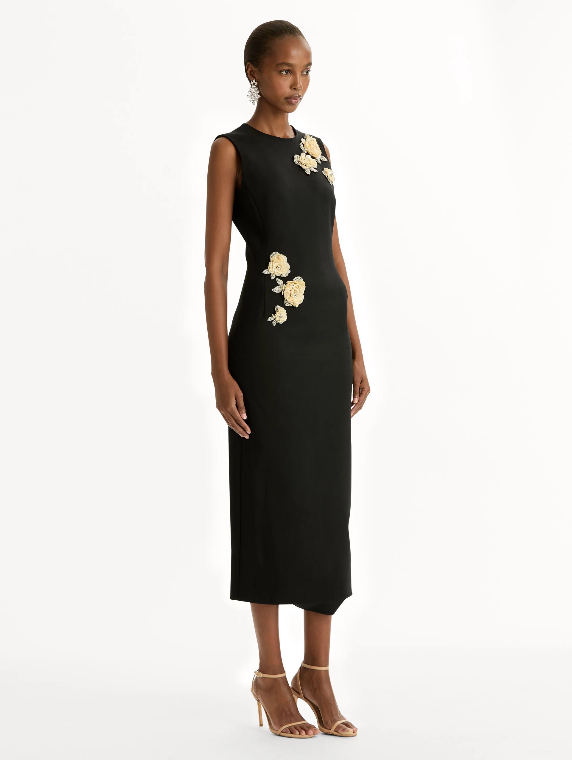 Brooch Embroidered Cocktail Sleeveless Dress - Image 4