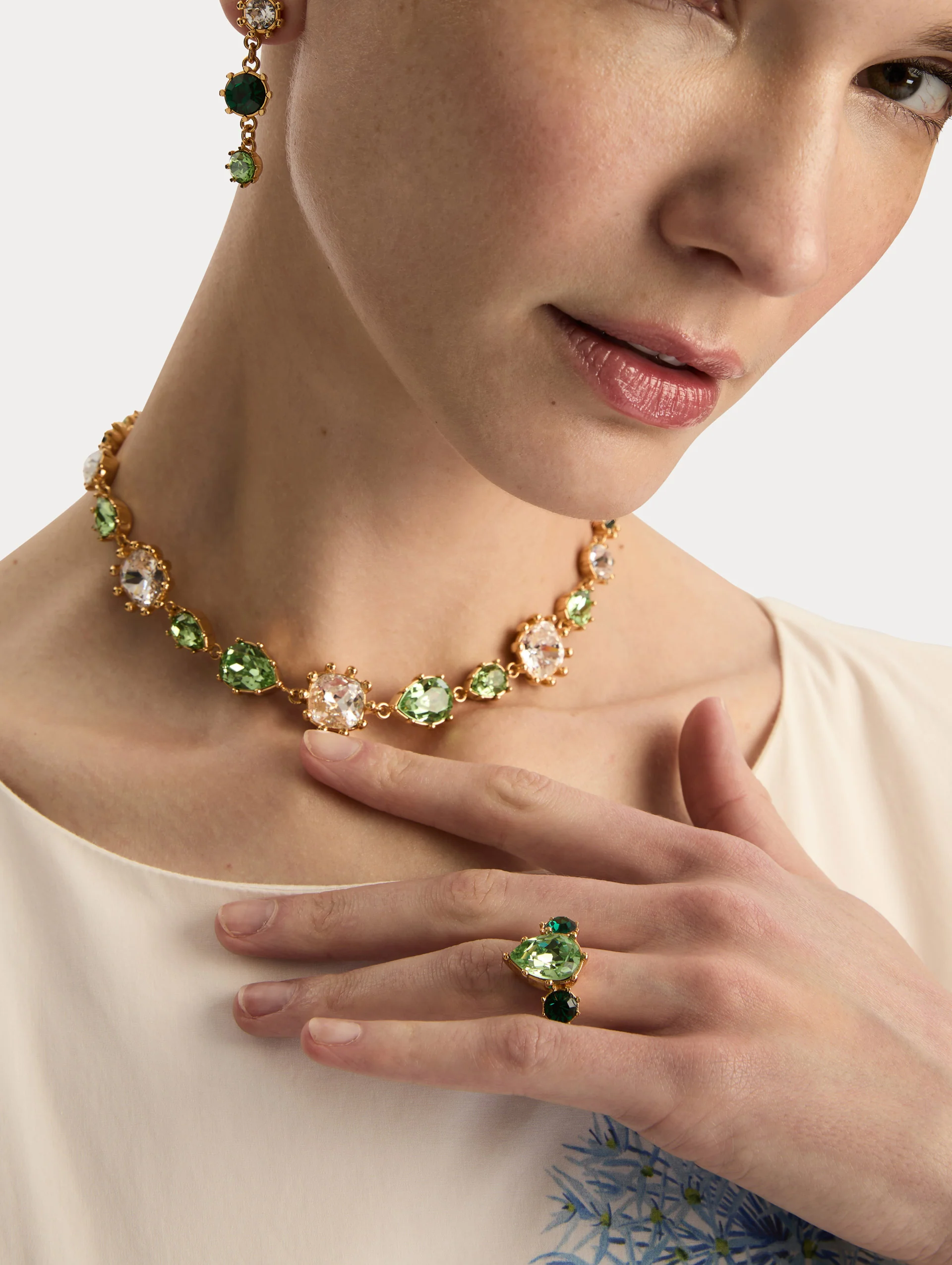 Faceted Crystal Ring - Image 3