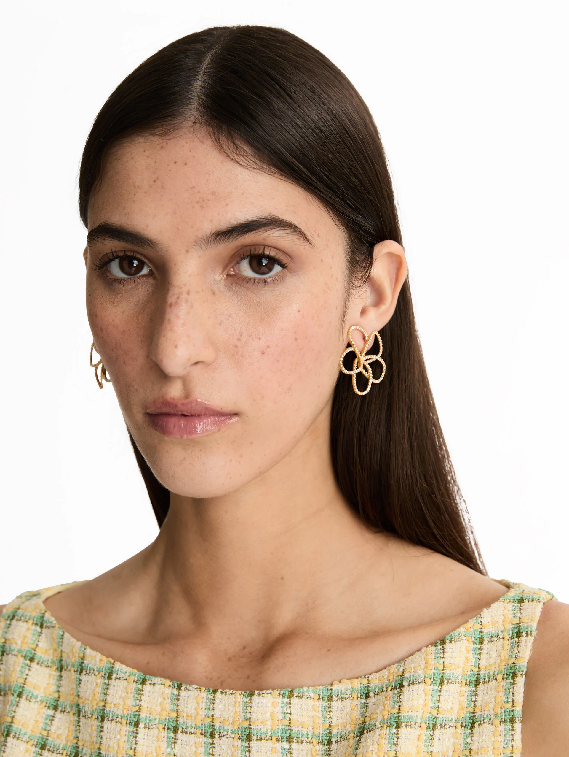 Flower Rhinestone Chain-Link Earrings - Image 2