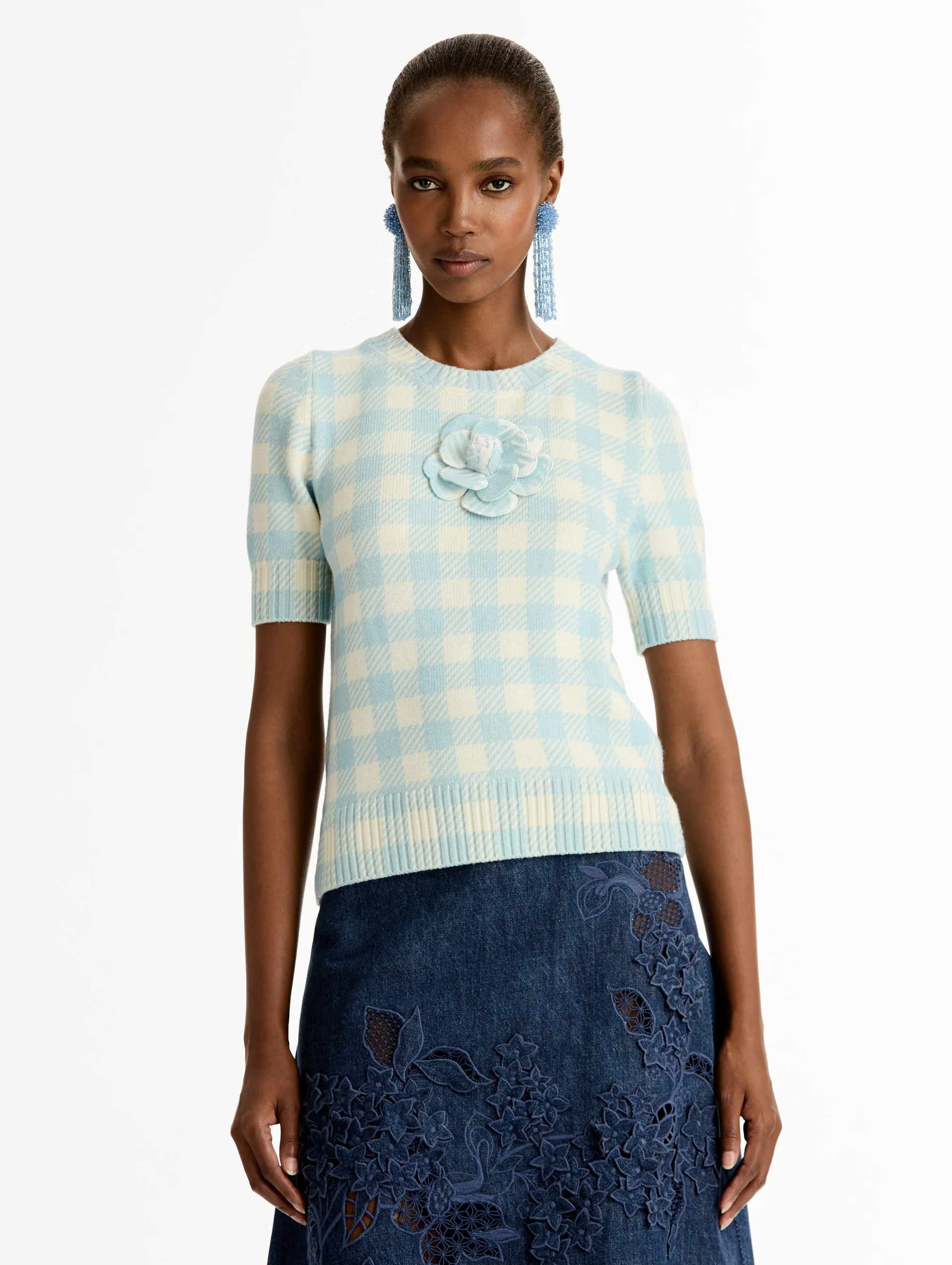 Gingham Pullover with Floral Appliqué - Image 5