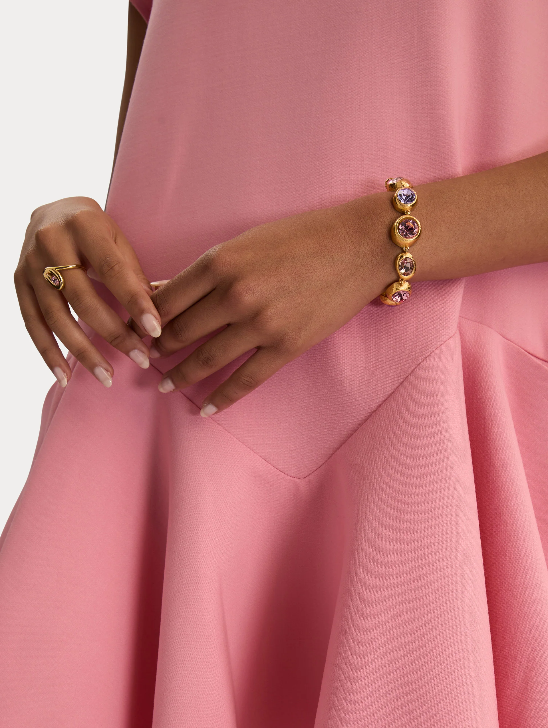 Looped Oval Ring - Image 3