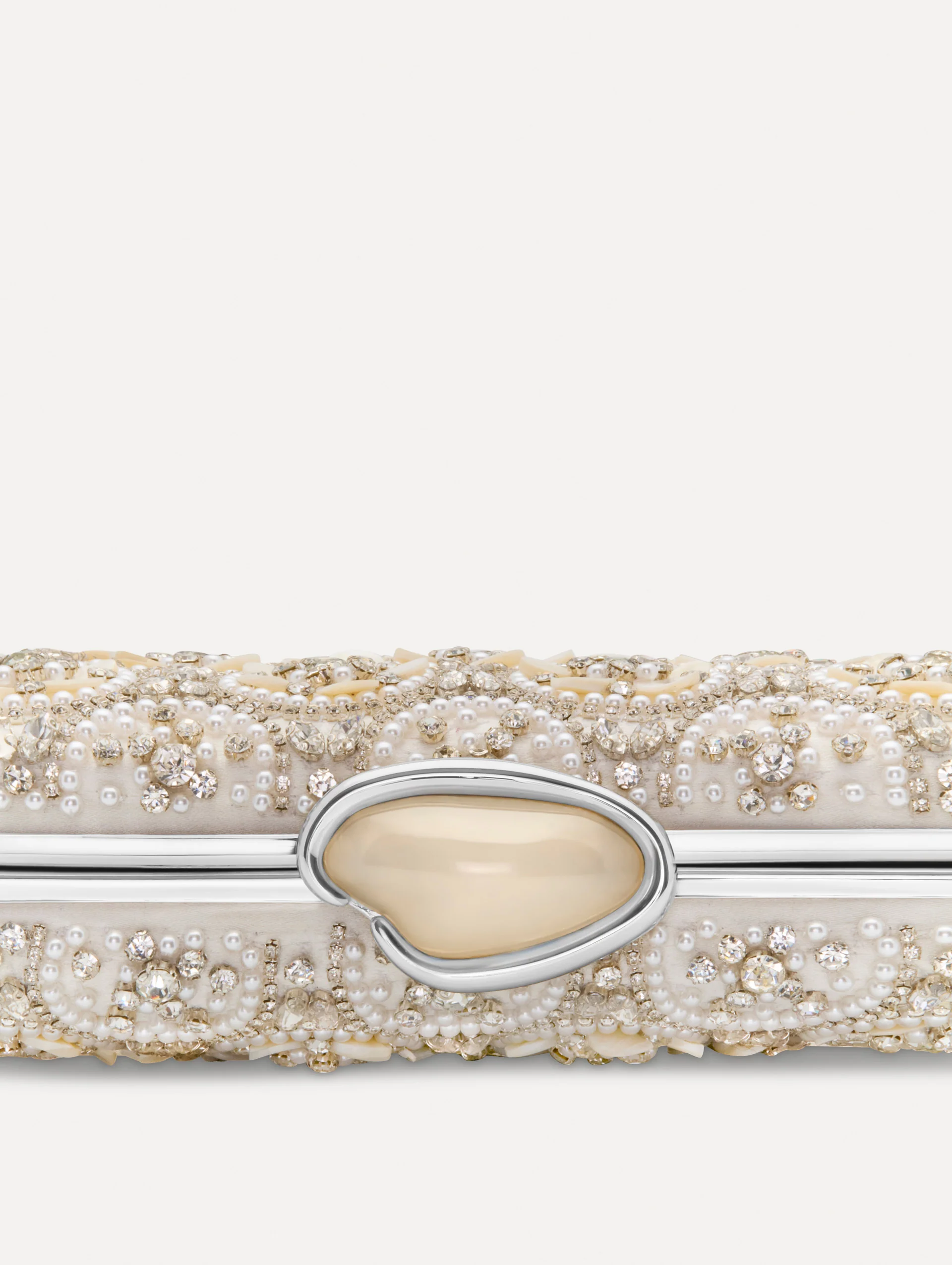 Mother of Pearl Embroidered O Minaudière - Image 7