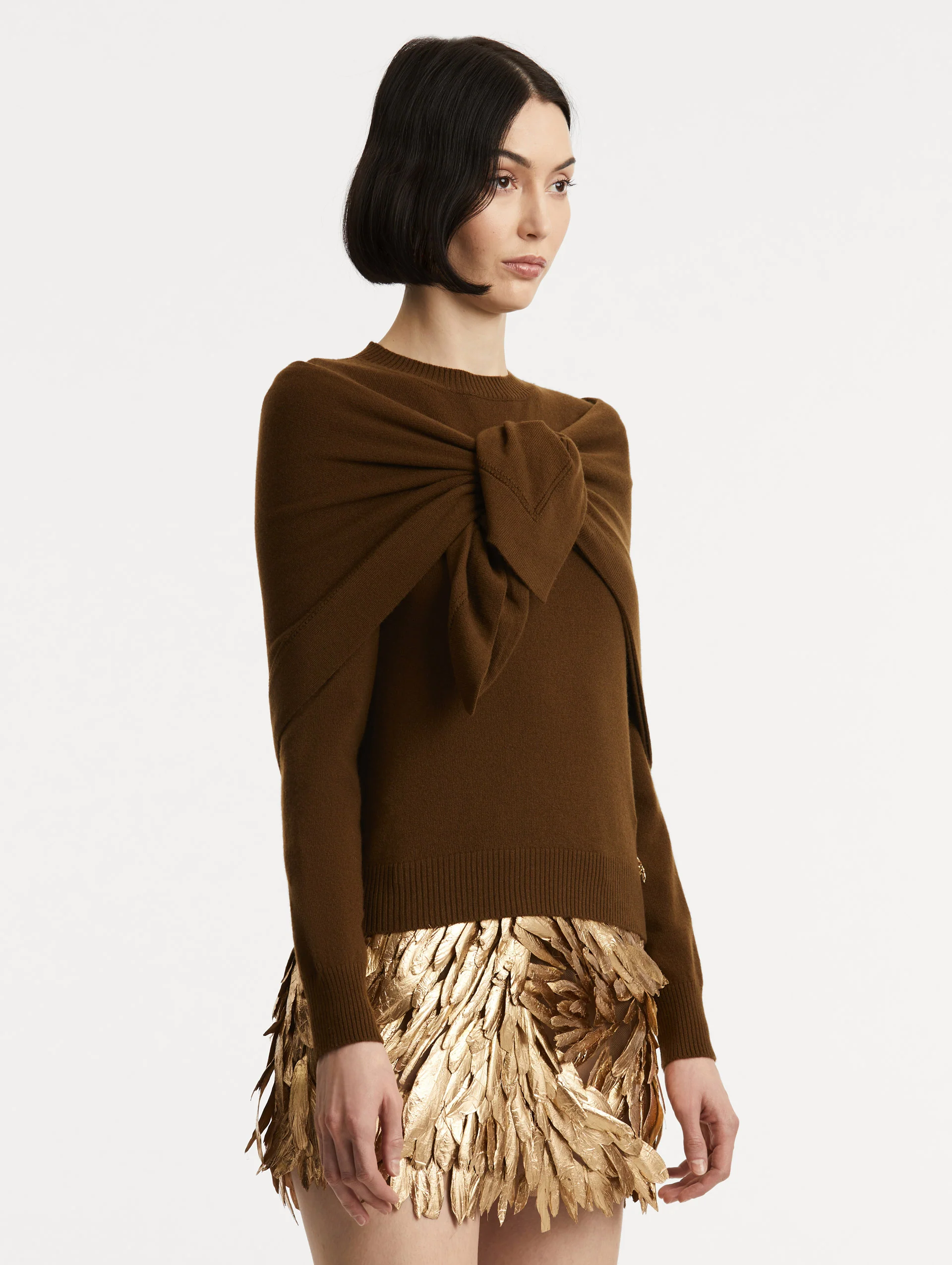 O Flower Cashmere Pullover with Scarf - Image 4