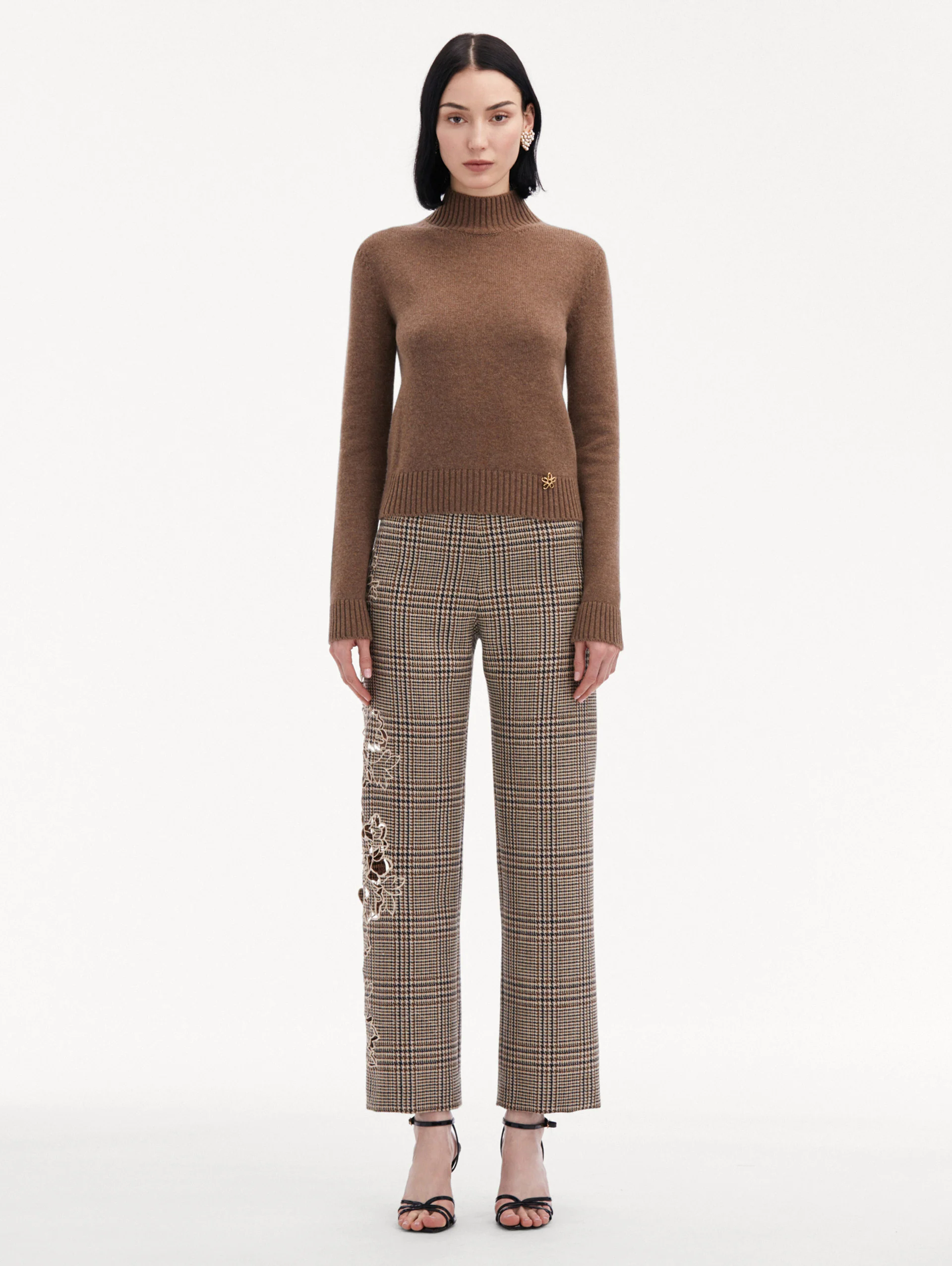 O Flower Mock Neck Cashmere Pullover - Image 3