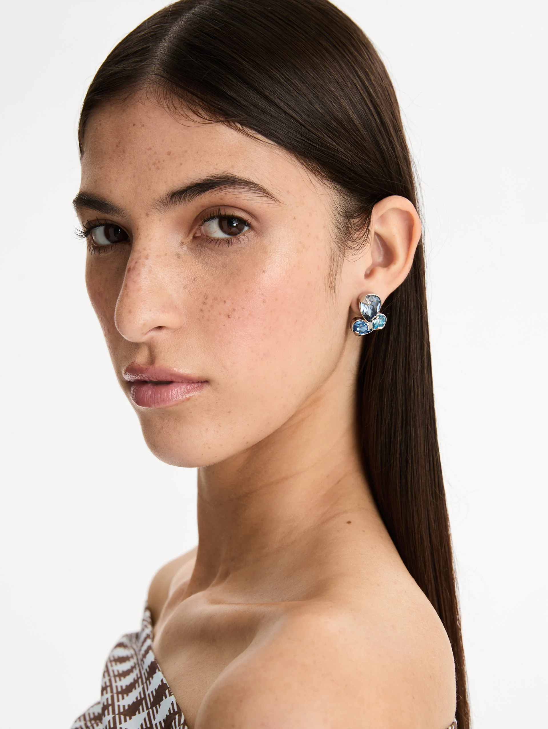 Pear-Cut Cluster Earrings - Image 2