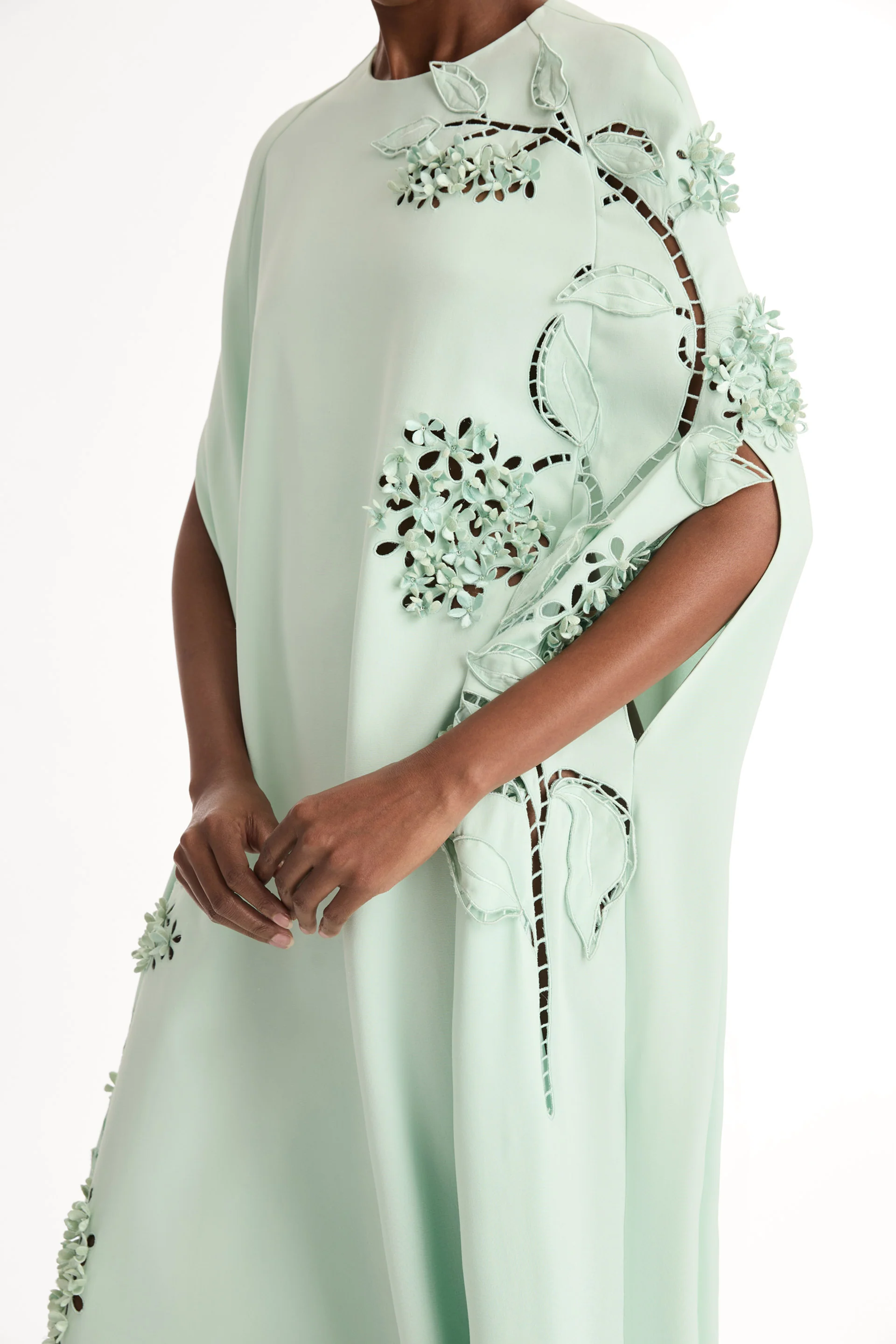 Porcelain Flower Cutout Caftan - Image 5