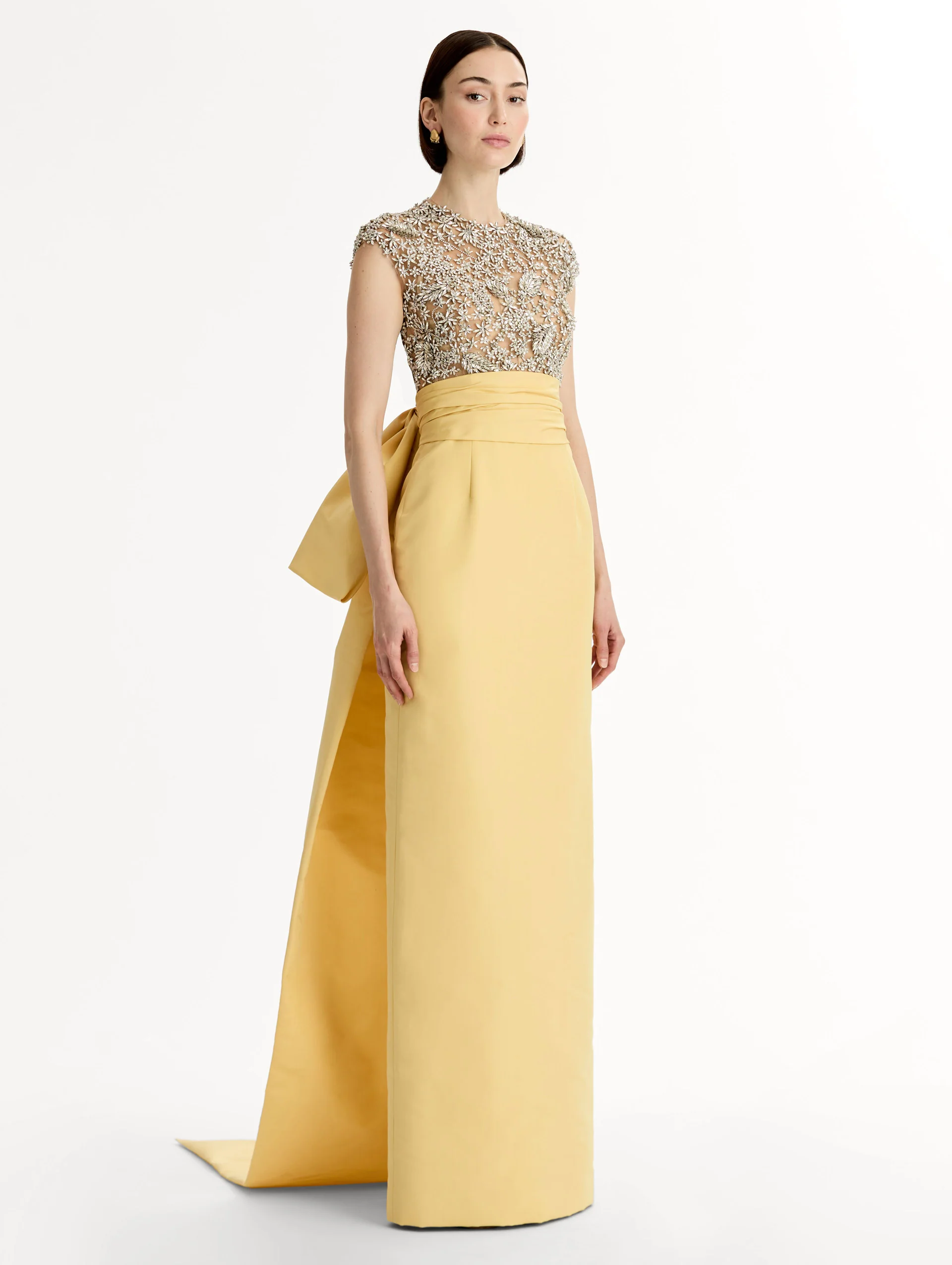 Porcelain Flower Embroidered Short-Sleeve Gown - Image 4