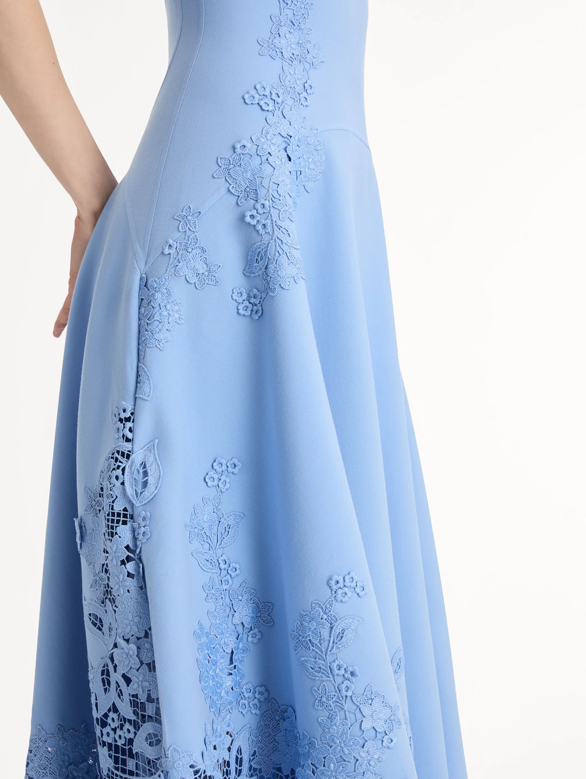 Porcelain Flower Guipure Dress - Image 5