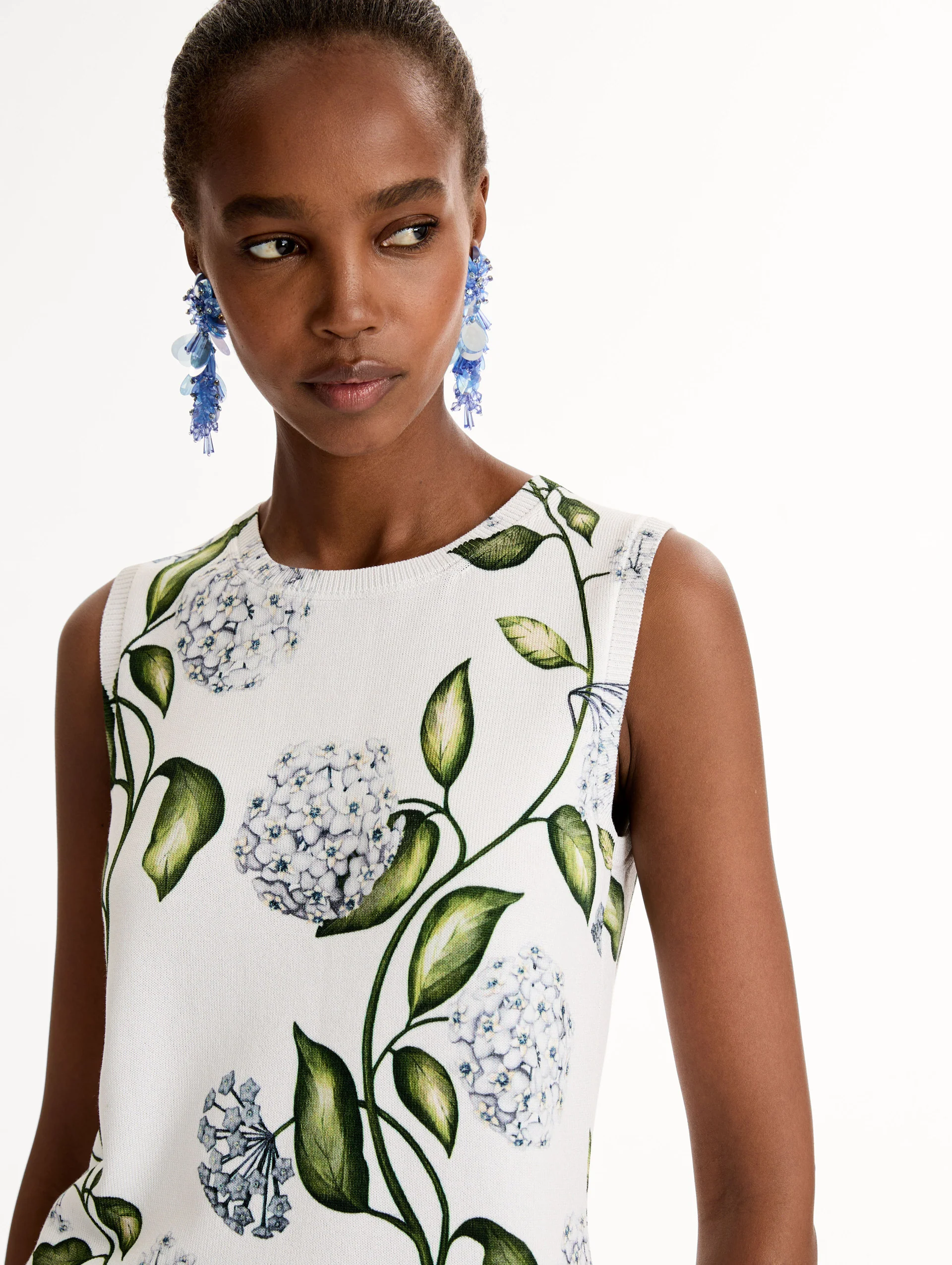 Porcelain Flower-Printed Tank - Image 5
