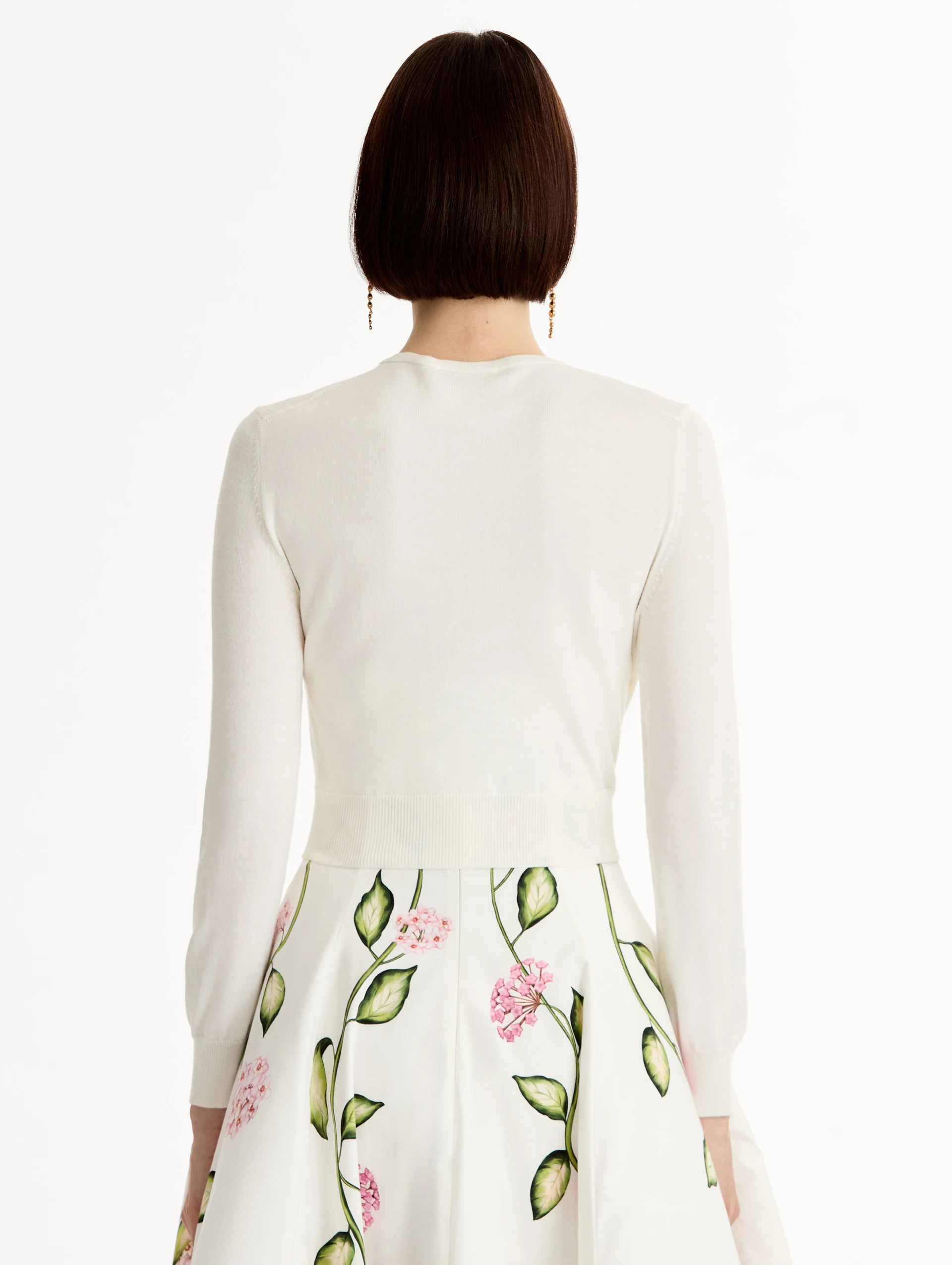 Porcelain Flower Threadwork Cropped Cardigan - Image 4