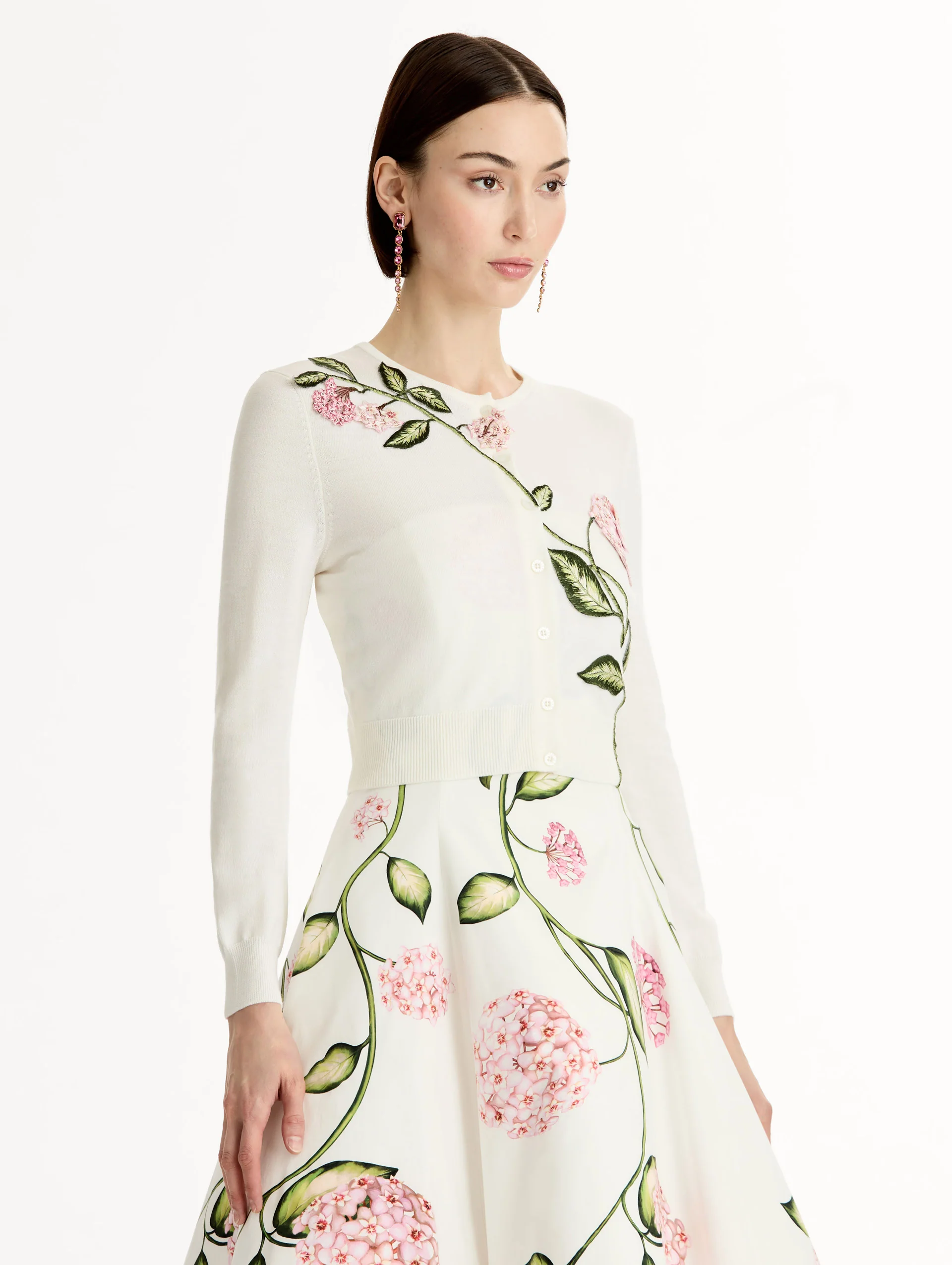 Porcelain Flower Threadwork Cropped Cardigan - Image 5